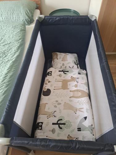 Postel nebo postele na pokoji v ubytování Apartmán Nerudova