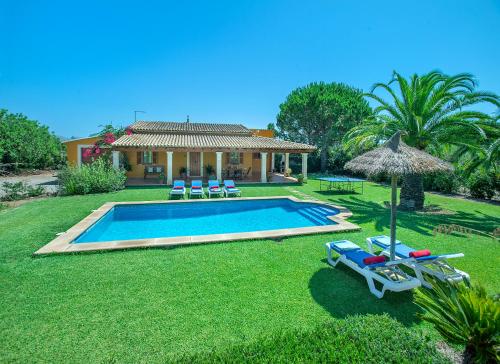 Owl Booking Villa Bobis - Family Holidays with Private Pool