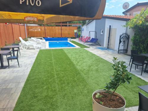 Apartmani PERLA 55