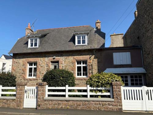 Maison de charme à Perros-Guirec, proche plage - FR-1-542-69