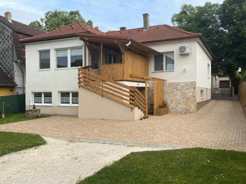 Φωτογραφία από το άλμπουμ του Gold Apartmann Hévíz σε Hévíz