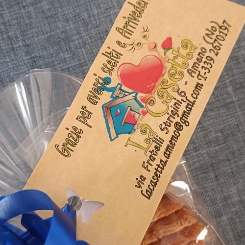 a piece of paper with a heart on it at La Casetta in Ameno