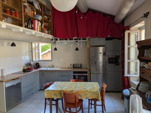 Appart 75 m2 Intramuros sur cour