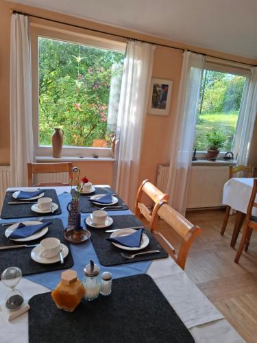 Fotografie z fotogalerie ubytování Landgasthaus Schwarzbachtal v destinaci Lohsdorf