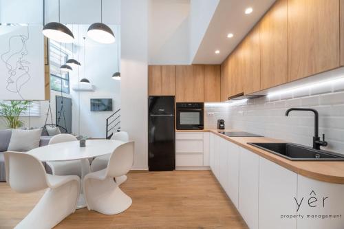 Stylish Loft at Pasalimani 10min to Freatida Beach