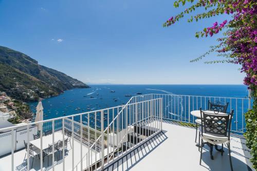 a balcony with a view of the ocean at Villa Magia in Positano