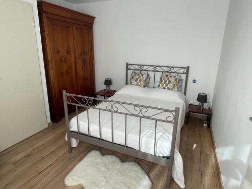 Postel nebo postele na pokoji v ubytování Chambre dans villa récent