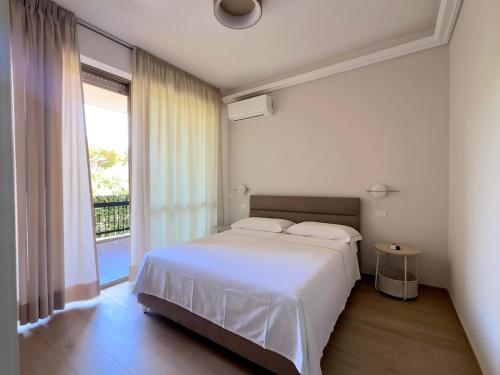 Luxury Apartment Metro Cornelia