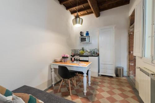 Keys of Italy -F6 Santa Croce one bedroom flat