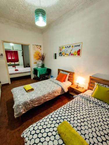 Postel nebo postele na pokoji v ubytování Perfect Room Near Airport 3
