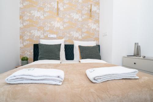 Studio Apartment by Hi5-Charming Studio