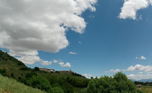 Φωτογραφία από το άλμπουμ του Locazione Turistica in bilocale sita in via Ponte di Ferro 2 b σε Gualdo Cattaneo