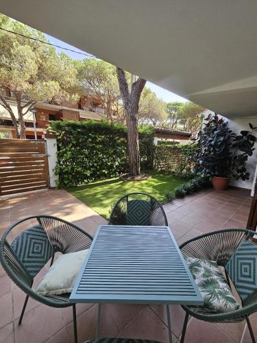 El PI Apartamento con jardín a 2 minutos playa y 2 minutos centro