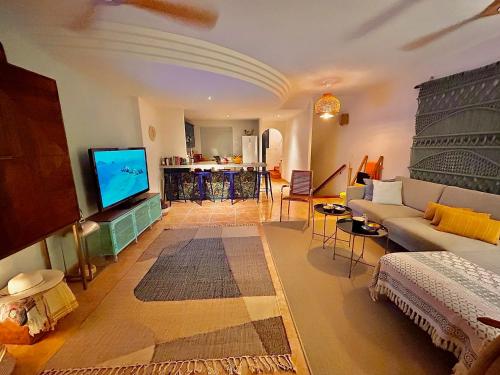 Roque-House