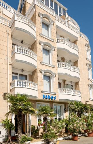 Budova, kde se hotel nachází