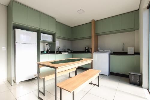 Dapur atau dapur kecil di Lou Suítes - Suíte 07 - Conforto e Paz