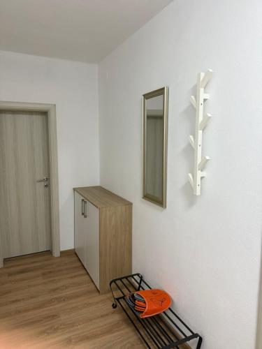 Φωτογραφία από το άλμπουμ του Dane Apartment Airport Podgorica σε Mitrovići