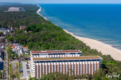 Prestige Salt & Sea 317 - tuż przy plaży - basen, sauna, jacuzzi w cenie pobytu - Easy - Rent Apartments