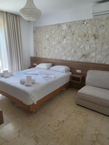 Gallery image of FOFO Platana Beachfront Villa in Skala Rachoniou