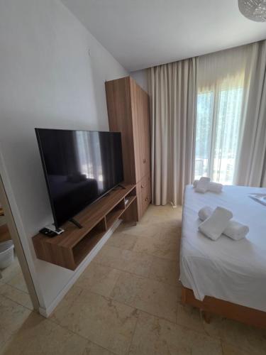 Gallery image of FOFO Platana Beachfront Villa in Skala Rachoniou