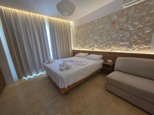 Gallery image of FOFO Platana Beachfront Villa in Skala Rachoniou