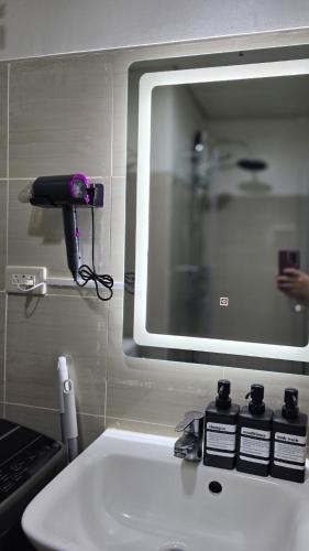 Bagno di Elegant with Best View Fast Wifi Mall of Asia Airport