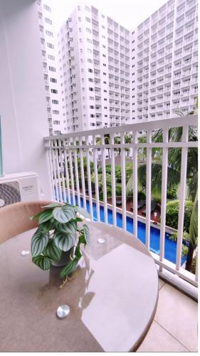 Balcone o terrazza di Elegant with Best View Fast Wifi Mall of Asia Airport