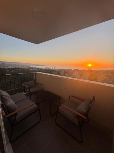 Východ nebo západ slunce při pohledu z apartmánu nebo okolí