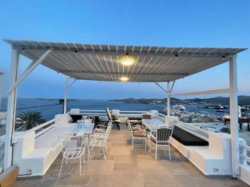 Vaporia Stone House Seaview