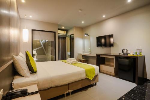 Televisyen dan/atau pusat hiburan di 3Season Hotel