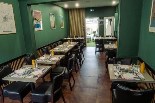 Εστιατόριο ή άλλο μέρος για φαγητό στο LOGIS -Hotel & Restaurant de la Place