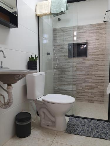 Bilik mandi di Lofts Beit Chai