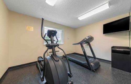 Pusat kecergasan dan/atau kemudahan kecergasan di Extended Stay America Premier Suites - Miami - Airport - Miami Springs
