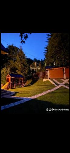 Zahrada ubytování Ranč kod Keme