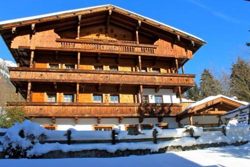 アパートメントが所在する建物