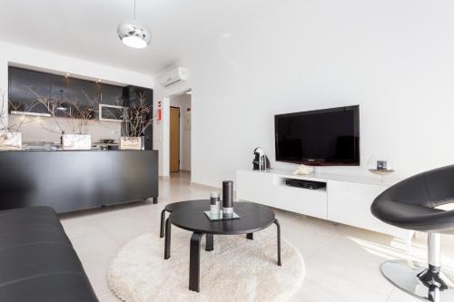Edificio Sol Mr Sponsor Apartment