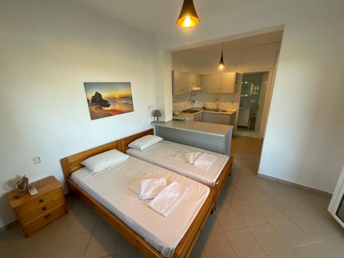 Gallery image of Petros Studios Kythera in Kýthira