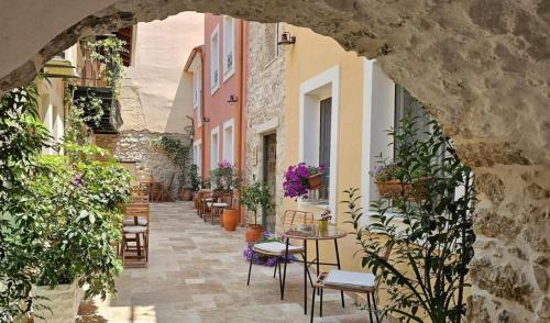 Limeria studios & maisonettes