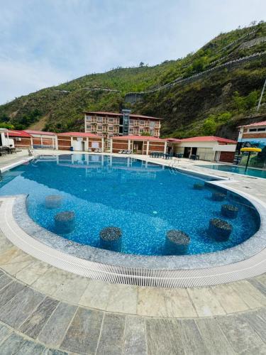 Bazén v ubytování Kwality Beach Resort nebo v jeho okolí
