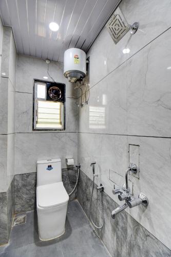 Bagno di My Bizz Hotel Celebration Chakan