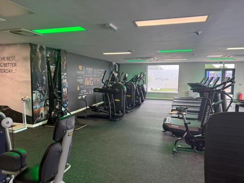 Fitness centrum a/nebo fitness zařízení v ubytování Hares Haven pet friendly sleeps 6