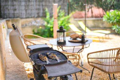 Drinks på Calm private garden seaview shared pool parking