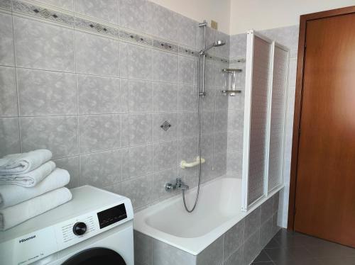 Koupelna v ubytování IseoLakeRental - Delfina