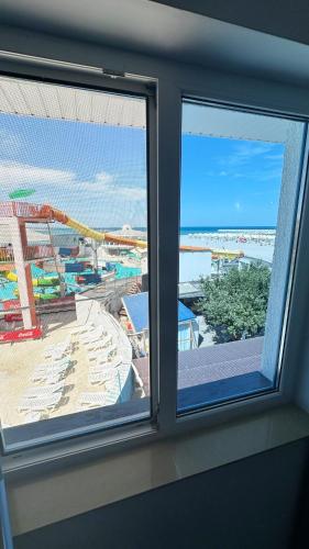 Nespecifikovaný výhled na moře nebo výhled na moře při pohledu z hotelu