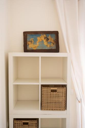 Perpustakaan di apartmen