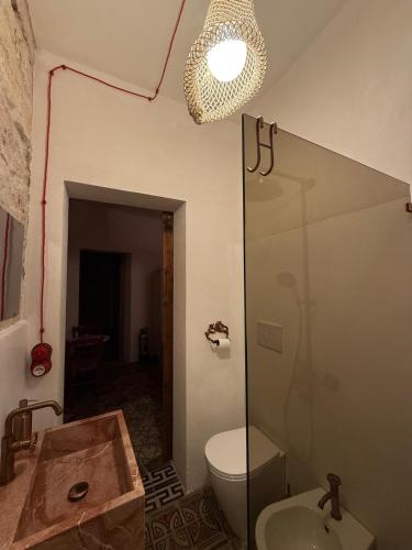 Bilik mandi di Casa Laura