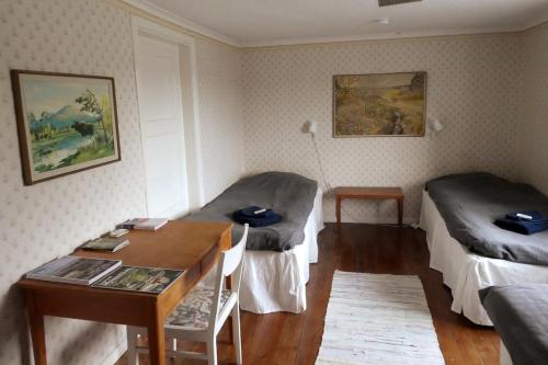 Gallery image of Brålands Farm - fish & family friendly in nature reserve - Apartment nr 2 Laxen in Munkedal