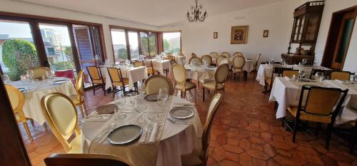 Nhà hàng/khu ăn uống khác tại Boutique Inn & Restaurant - Casa dos Suécos