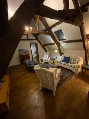 Χώρος καθιστικού στο Self Catering GIte des trauchandieres