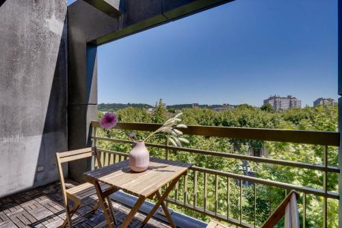 Bel appartement Bordeaux Bastide avec Parking